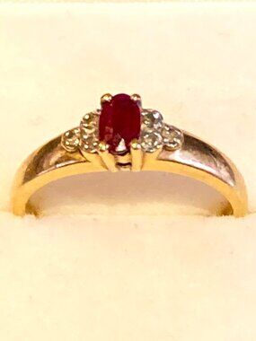 Graceful ruby & diamond ring set in 10K gold